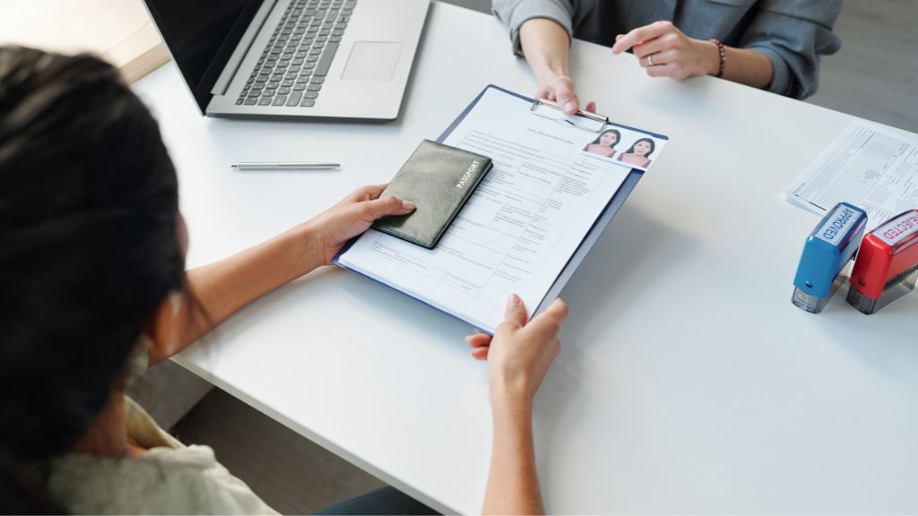 Jasa Urus Paspor: Apa Itu dan Kenapa Anda Membutuhkannya?