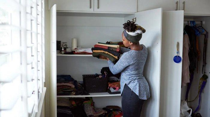 Trik Cepat Menghilangkan Bau Apek pada Lemari Dapur, Cukup Pakai 1 ...